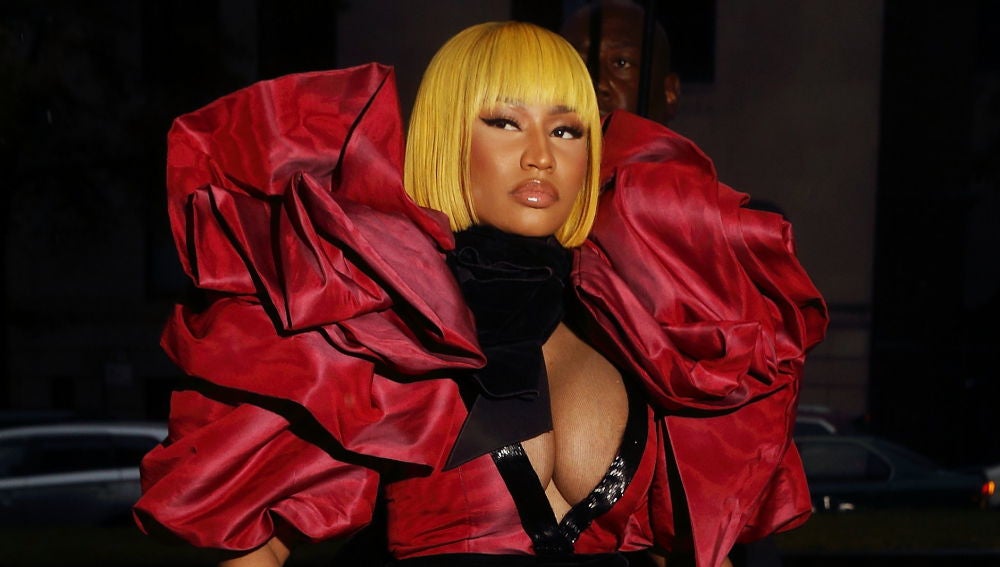 De esta guisa llegó Nicki Minaj al desfile de Marc Jacobs 