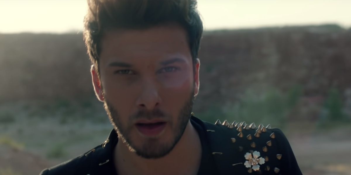 Blas Cantó en el videoclip de 'No volveré (a seguir tus pasos)'