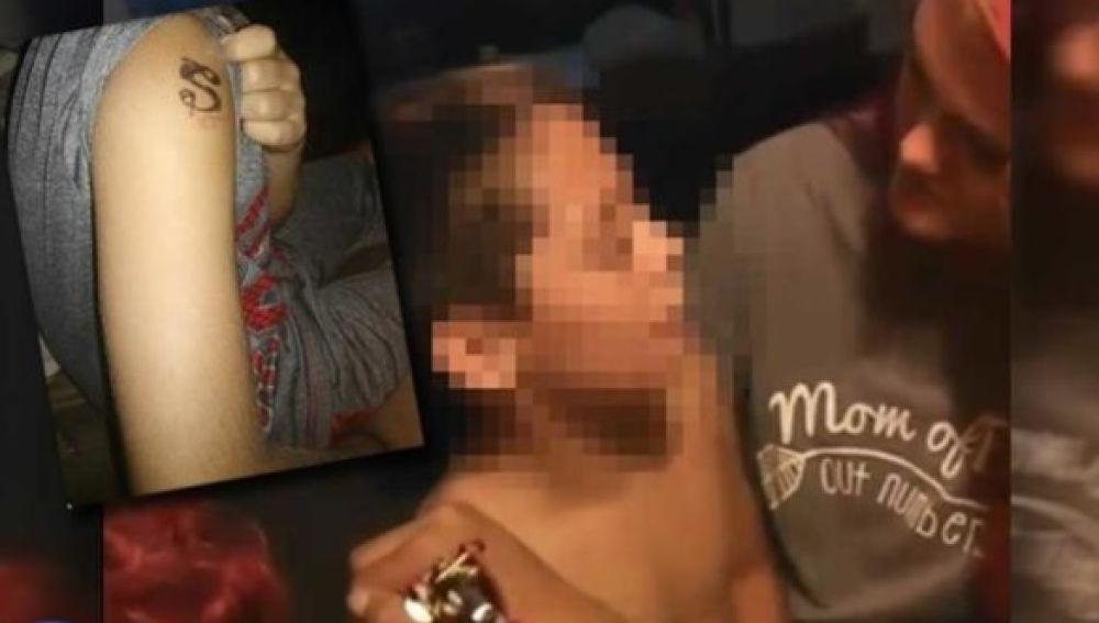 Una madre permite que su hijo se tatúe con 9 años y lo retransmite en Facebook 