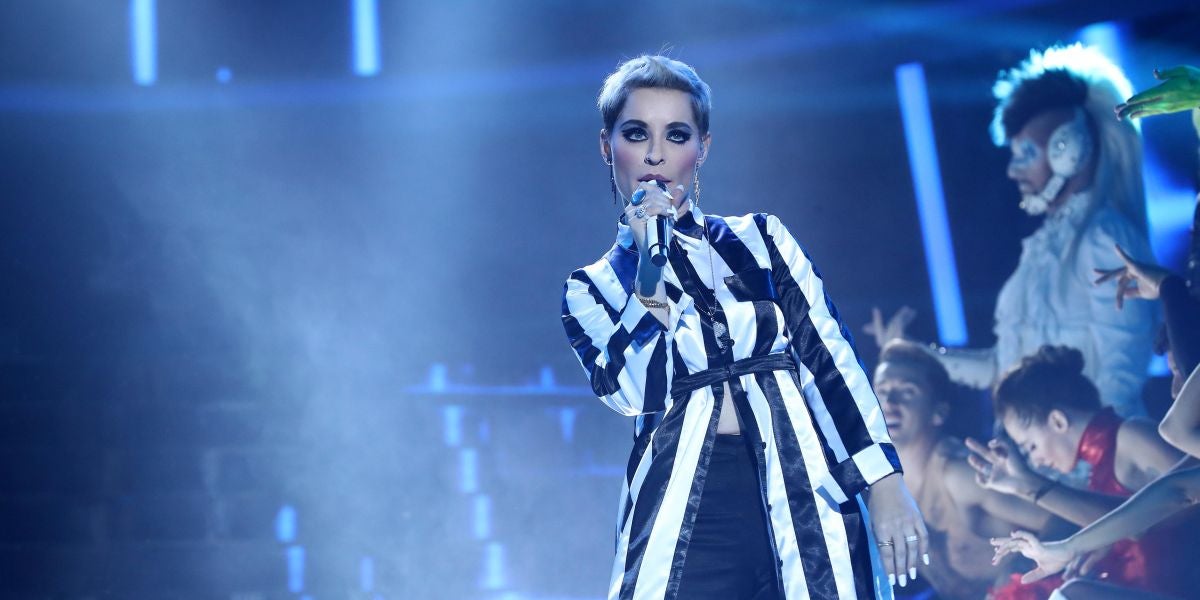 Soraya Arnelas llena el plató de ritmo con el exitazo ‘Swish, swish’ de Katy Perry