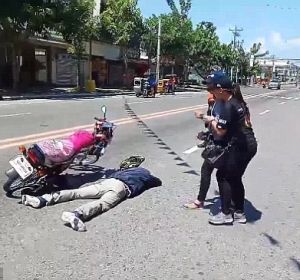 Un joven finge su propia muerte para pedirle matrimonio a su chica Un joven finge su propia muerte para pedirle matrimonio a su chica