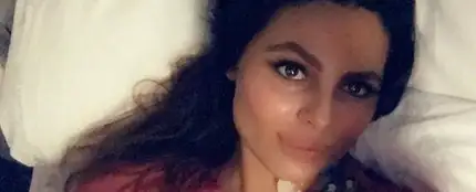 Marisa Jara se recupera de su operación después de que le hayan extirpado parte del colon Marisa Jara se recupera de su operación después de que le hayan extirpado parte del colon