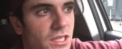 El usuario de Twitter @JorgeAmor_ explica un truco que tienen todos los coches El usuario de Twitter @JorgeAmor_ explica un truco que tienen todos los coches