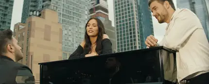 Jonas Blue, Lennon Stella y Liam Payne en el videoclip de 'Polaroid' Jonas Blue, Lennon Stella y Liam Payne en el videoclip de 'Polaroid'