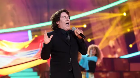 José Corbacho le canta al mundo 'Aquarius' como Raphael José Corbacho le canta al mundo 'Aquarius' como Raphael
