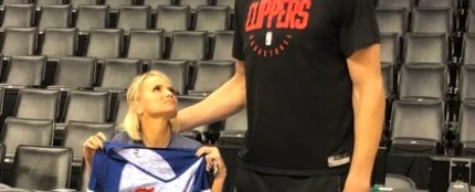 La imagen viral de Marjanovic con una soprano La imagen viral de Marjanovic con una soprano