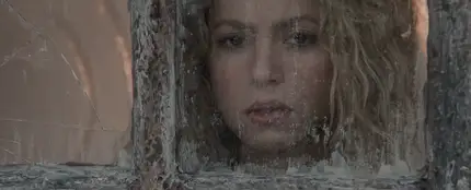 Shakira en el videoclip 'Nada' Shakira en el videoclip 'Nada'
