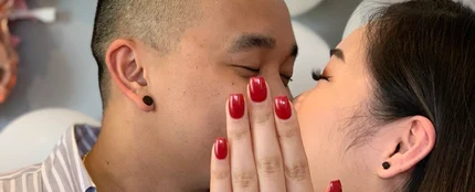 El truco de la foto de pedida de esta pareja con el que te vas a partir cuando lo descubras El truco de la foto de pedida de esta pareja con el que te vas a partir cuando lo descubras