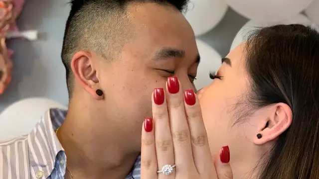 El truco de la foto de pedida de esta pareja con el que te vas a partir cuando lo descubras