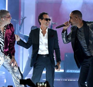 Bad Bunny, Marc Anthony y Will Smith en su actuación en los Latin Grammy Bad Bunny, Marc Anthony y Will Smith en su actuación en los Latin Grammy