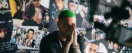 J Balvin presenta 'Reggaeton', una oda para este género musical J Balvin presenta 'Reggaeton', una oda para este género musical