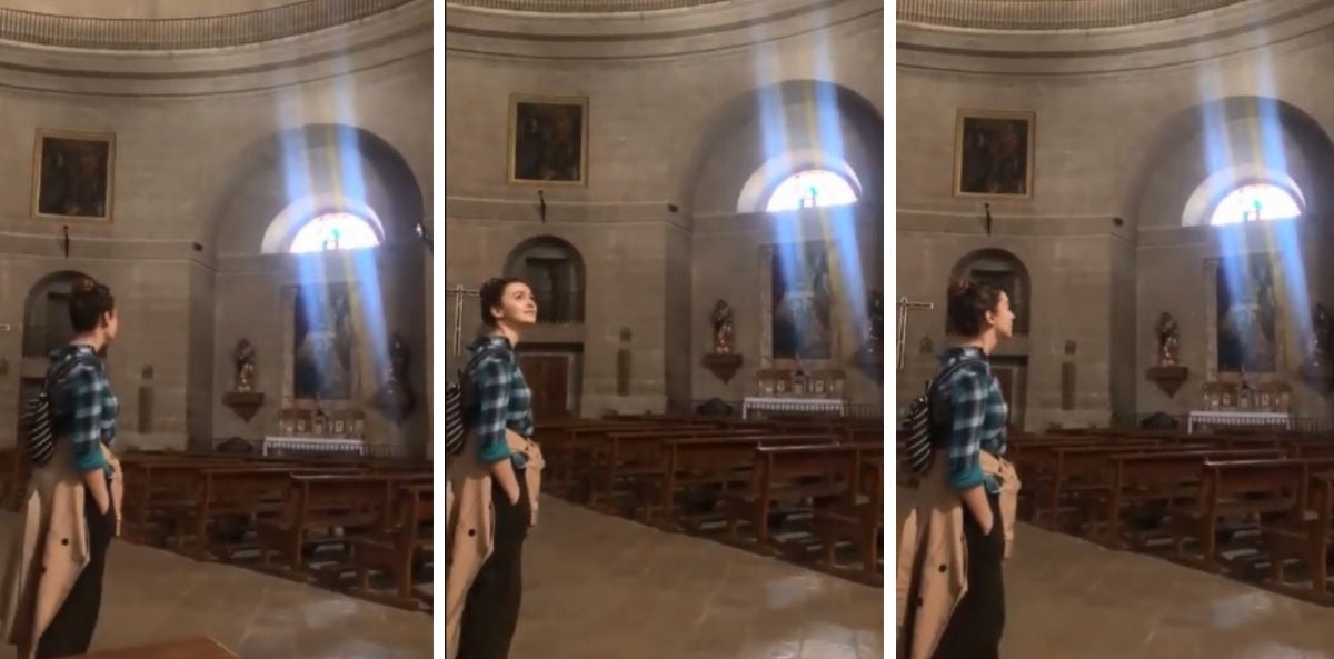 Escuchar a esta chica cantar dentro de esta iglesia vacía es como escuchar a los ángeles