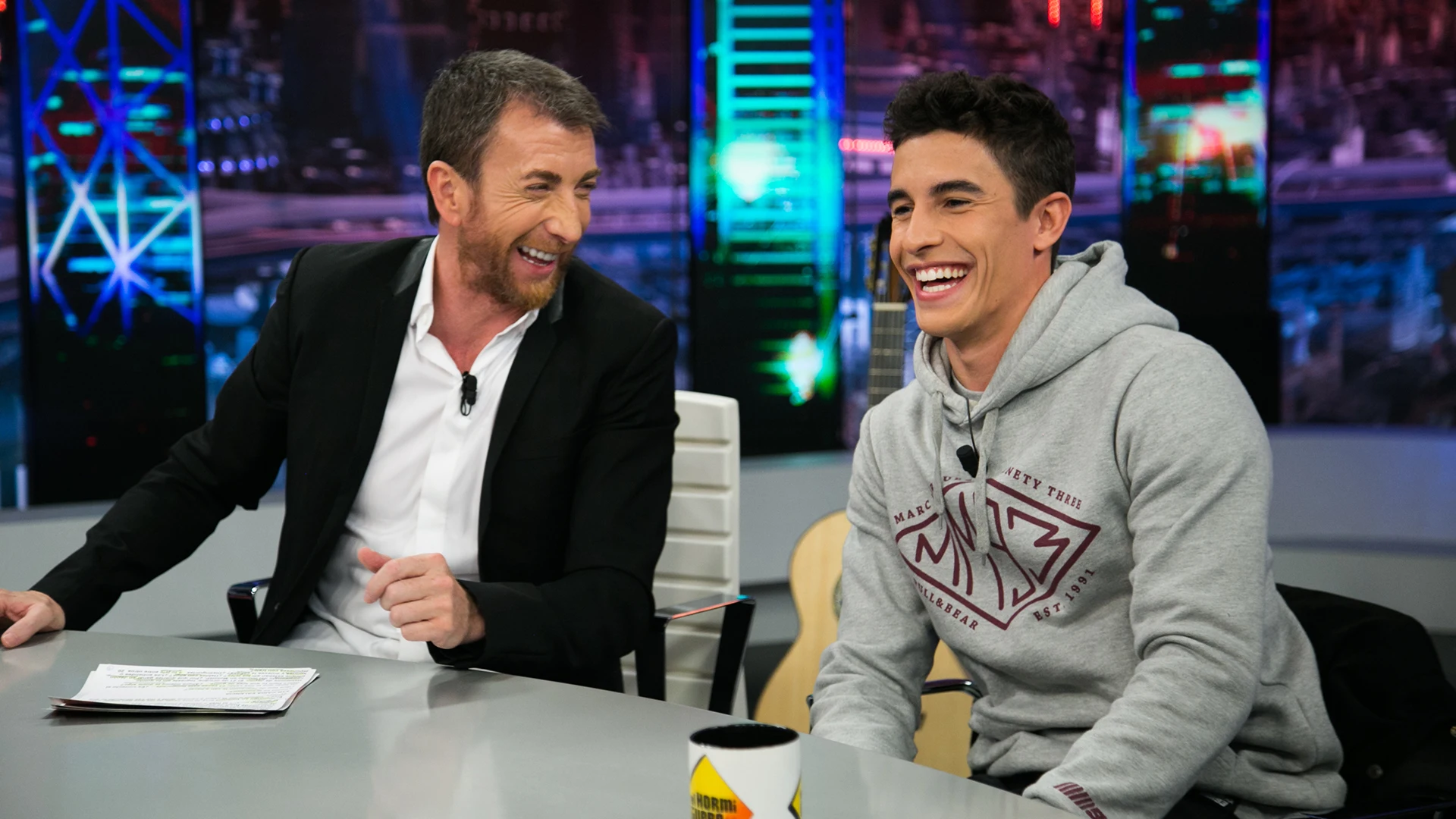 Marc Márquez confiesa en 'El Hormiguero 3.0' cómo es saliendo de fiesta: "Eso de salir a tomar algo y a dormir, no" Vídeo: Marc Márquez confiesa en 'El Hormiguero 3.0' cómo es saliendo de fiesta: "Eso de salir a tomar algo y a dormir, no"