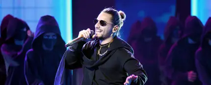 Maluma durante su actuación en los Latin AMAs 2018 Maluma durante su actuación en los Latin AMAs 2018