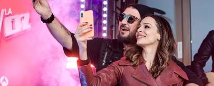 Antonio Orozco y Eva González en el evento de 'La Voz' en Callao Antonio Orozco y Eva González en el evento de 'La Voz' en Callao