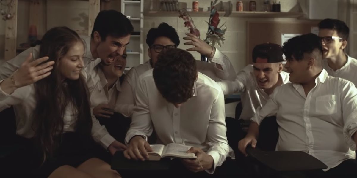 'Stop Bullying', el videoclip contra el acoso que arrasa en la red