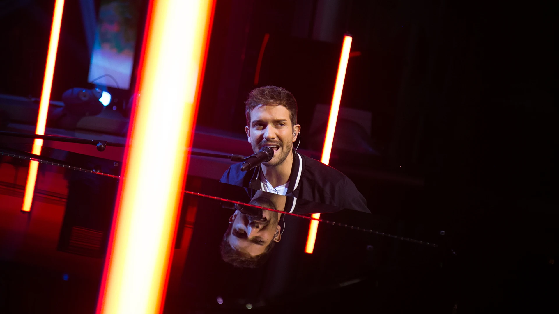 Vídeo: Pablo Alborán canta en directo 'Tu refugio' en 'El Hormiguero 3.0'