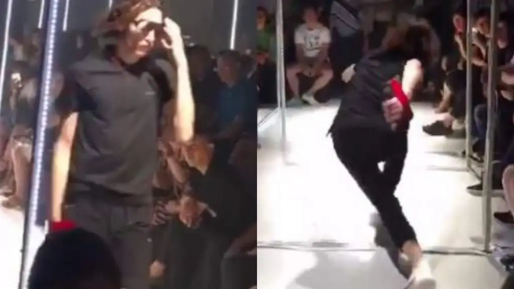 Un modelo se resbala en la pasarela e improvisa un extra&ntilde;o baile para disimular 