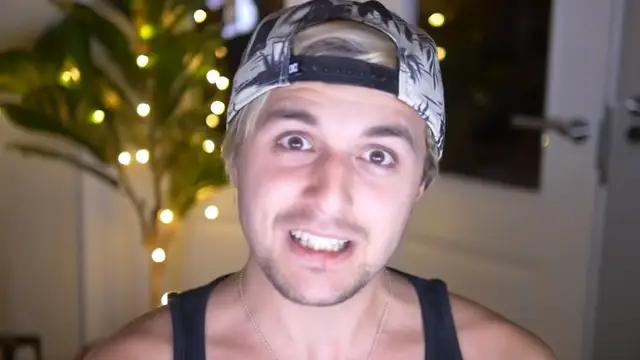 El youtuber Dalas Review