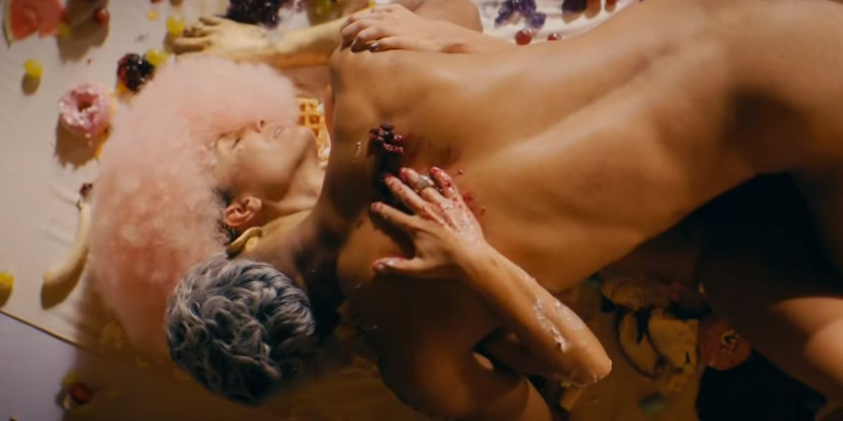 Melendi lanza el videoclip 'Besos en la Lona'