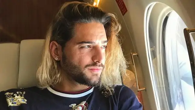 Maluma en su jet privado