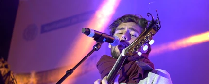 Alvaro Soler durante su concierto #HolaNadal para Europa FM Alvaro Soler durante su concierto #HolaNadal para Europa FM