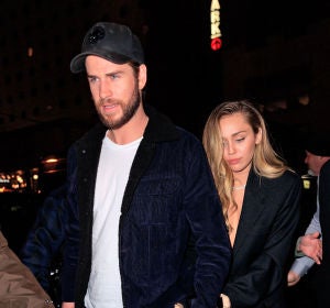 Miley Cyrus y Liam Hemsworth Miley Cyrus y Liam Hemsworth
