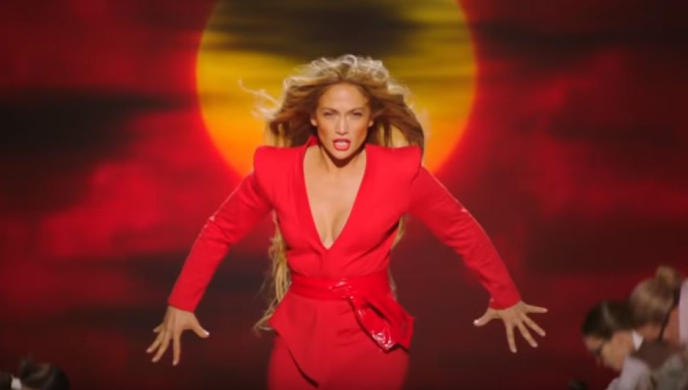 Jennifer Lopez en el vídeo de 'Limitless'