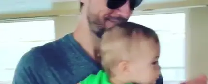 Enrique Iglesias con su hijo Nicholas Enrique Iglesias con su hijo Nicholas