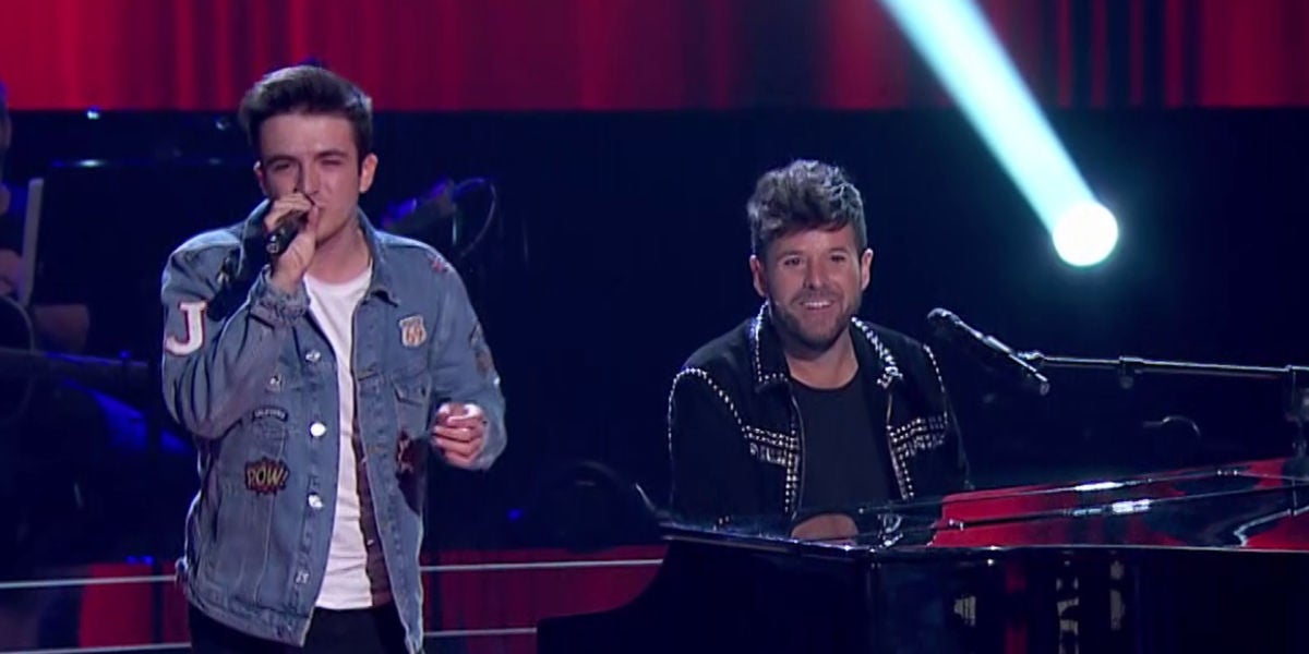 La Voz - Audiciones a ciegas 2 - Pablo López y Javier Erro interpretan 'Despacito' y 'Devuélveme la vida'