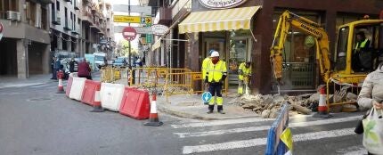 Obras en la calle Alfonso XII de Elche