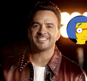 El parecido razonable de Luis Fonsi con la madre de Milhouse El parecido razonable de Luis Fonsi con la madre de Milhouse