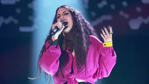 Lola Jiménez canta ‘Nostalgias’ en las ‘Audiciones a ciegas’ de ‘La Voz’ Lola Jiménez canta ‘Nostalgias’ en las ‘Audiciones a ciegas’ de ‘La Voz’