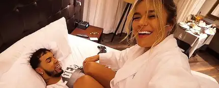 Karol G y Anuel AA en el vídeo 'Secreto' Karol G y Anuel AA en el vídeo 'Secreto'