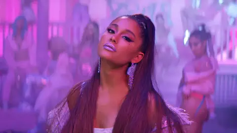 Ariana Grande en el vídeo de '7 Rings' Ariana Grande en el vídeo de '7 Rings'