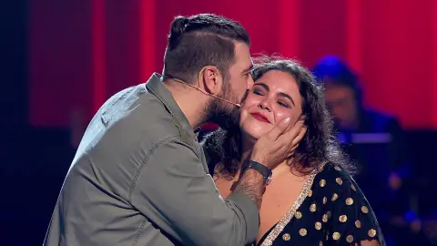 VÍDEO: Marta ‘La niña’, muy emocionada tras no ser elegida por ningún coach en ‘La Voz’ VÍDEO: Marta ‘La niña’, muy emocionada tras no ser elegida por ningún coach en ‘La Voz’