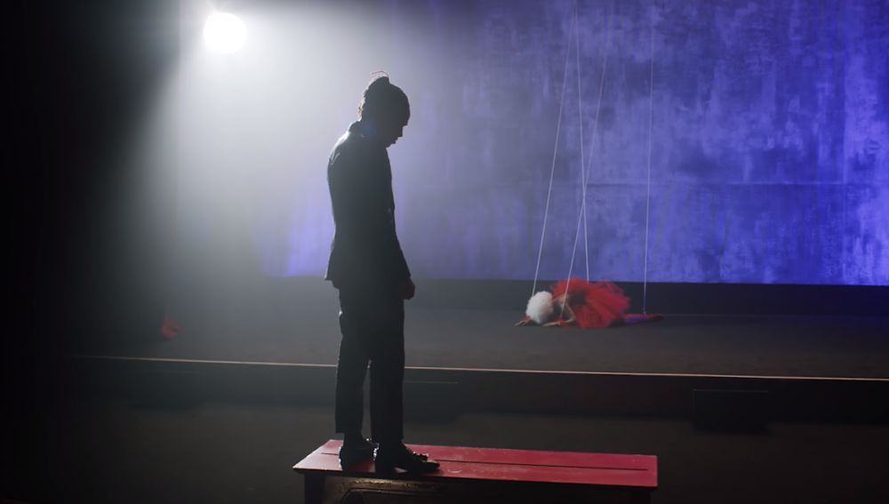 Ozuna en su videoclip de 'Cama Vacía'