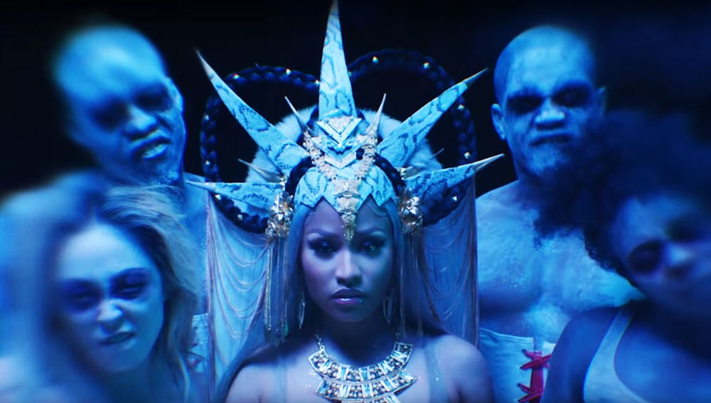 Nicki Minaj en el videoclip de 'Hard White'
