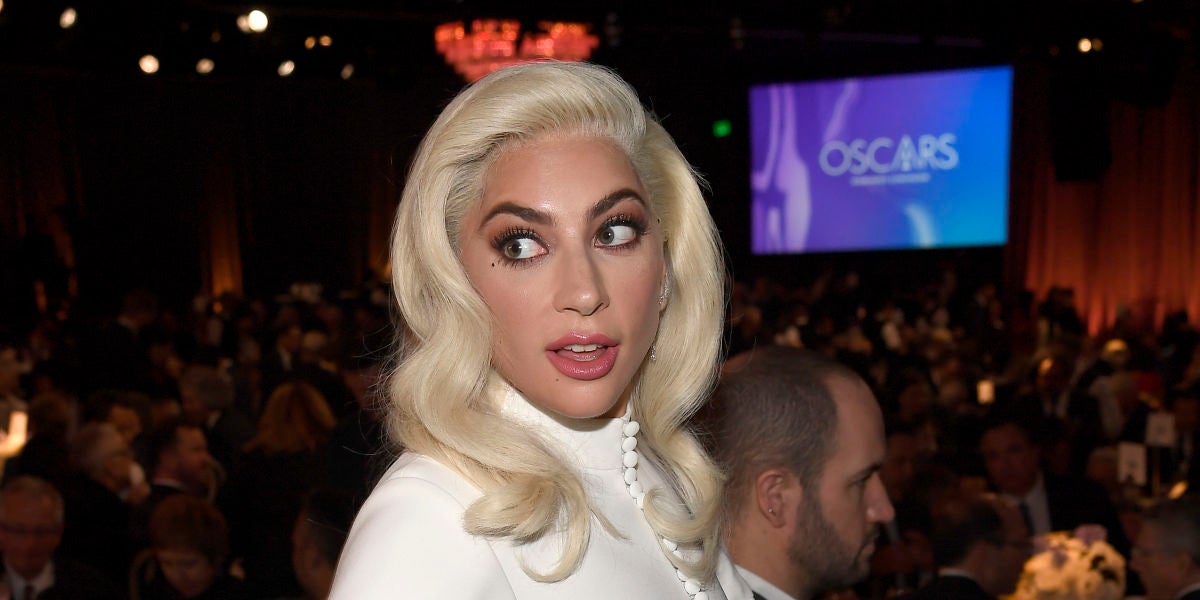 Lady Gaga en la comida de los nominados a los Oscar