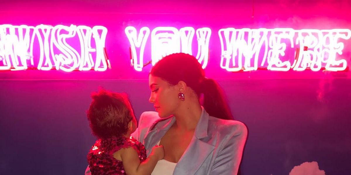 Kylie Jenner y su hija Stormi