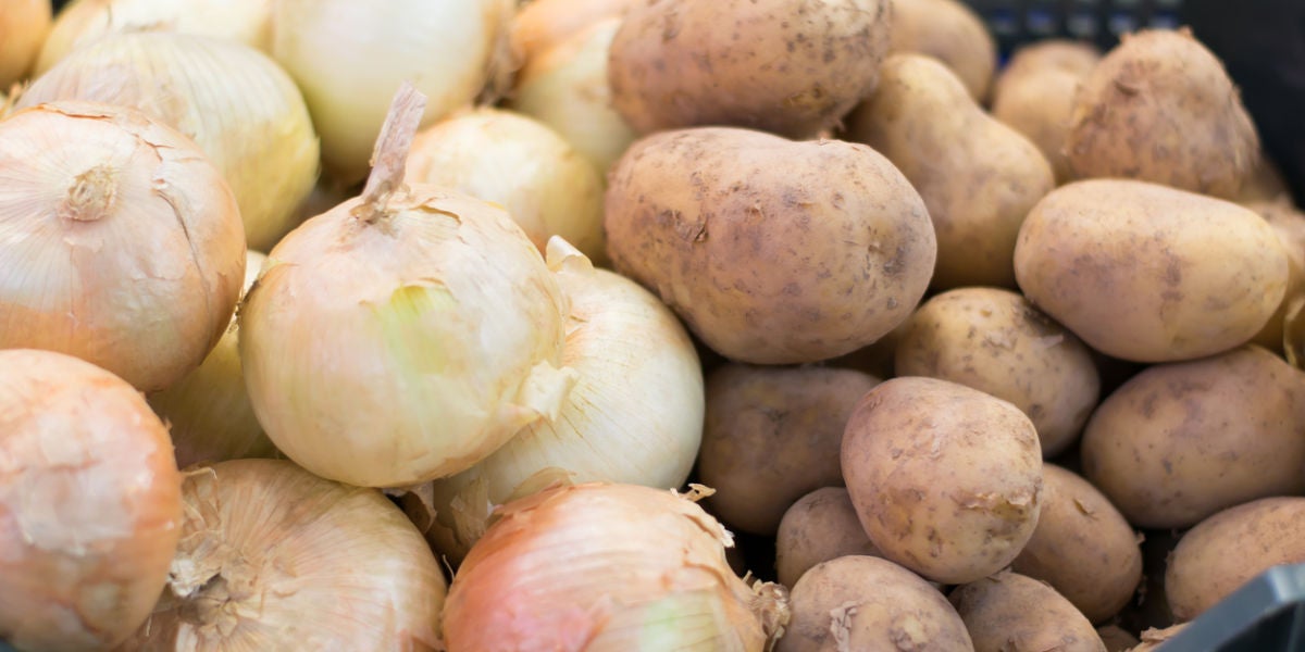 Cebollas y patatas