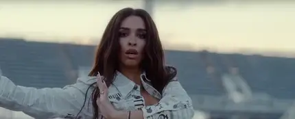 Eleni Foureira en el videoclip de 'Triumph' Eleni Foureira en el videoclip de 'Triumph'