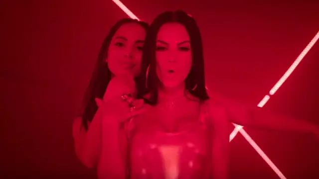 Natti Natasha y Anitta en 'Te lo dije'