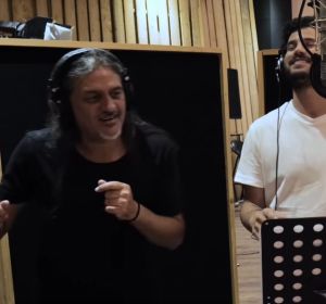 Camela y Taburete versionan 'Nunca debí enamorarme' Camela y Taburete versionan 'Nunca debí enamorarme'