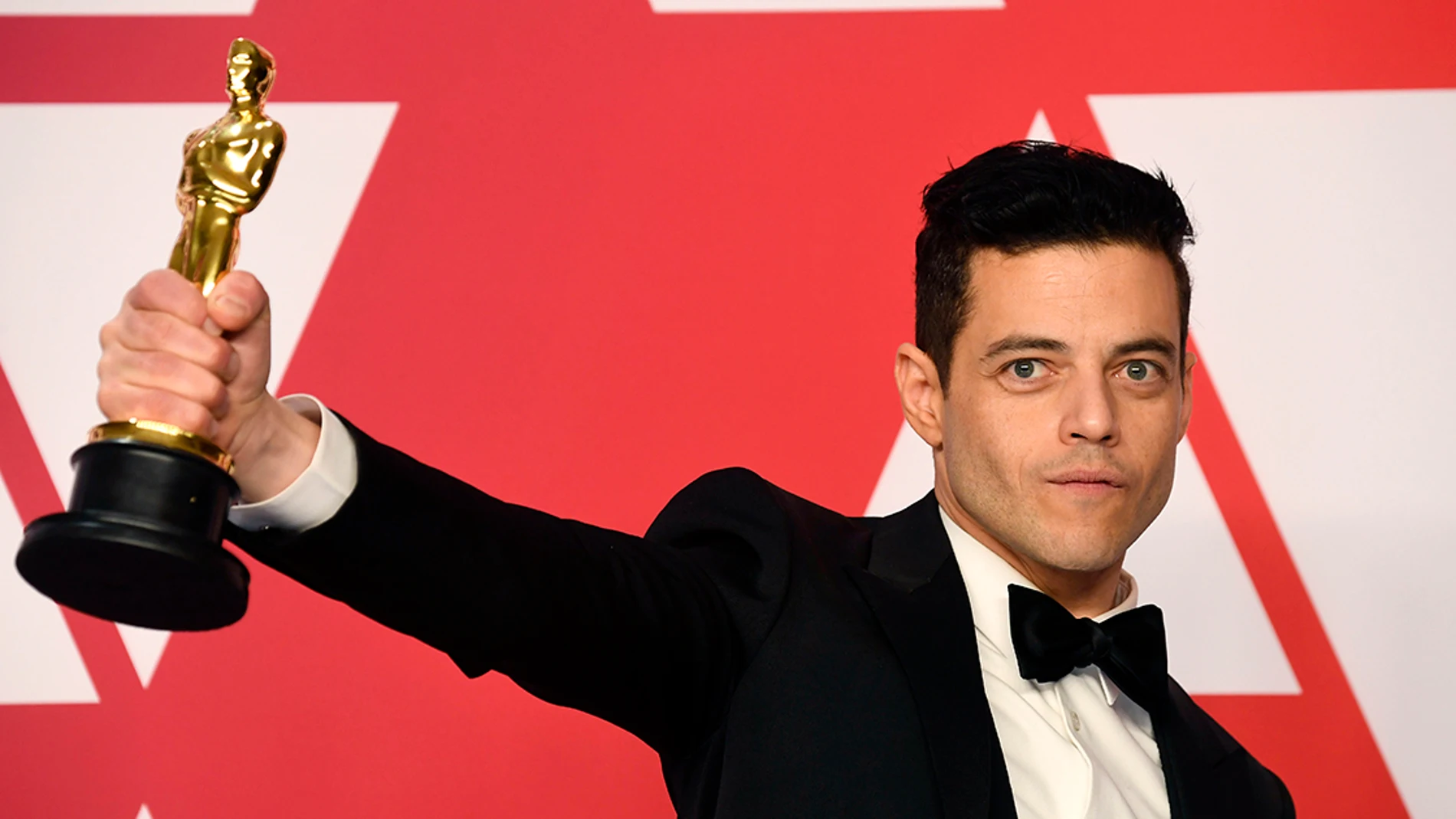 Rami Malek tras ganar el Oscar a Mejor Actor Rami Malek tras ganar el Oscar a Mejor Actor