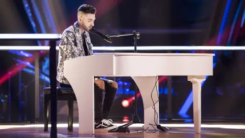VÍDEO: Aitor Martín canta ‘Cómo mirarte’ en los Asaltos de ‘La Voz’ VÍDEO: Aitor Martín canta ‘Cómo mirarte’ en los Asaltos de ‘La Voz’