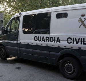 Imagen de archivo de un furgón de la Guardia Civil. Imagen de archivo de un furgón de la Guardia Civil.