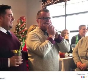El coro sorprendió a su profesor El coro sorprendió a su profesor
