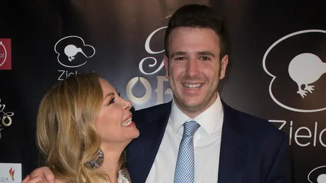 Ana Obregón junto a su hijo Álex Lequio