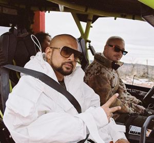 Sean Paul y J Balvin en el vídeo de 'Contra la pared' Sean Paul y J Balvin en el vídeo de 'Contra la pared'